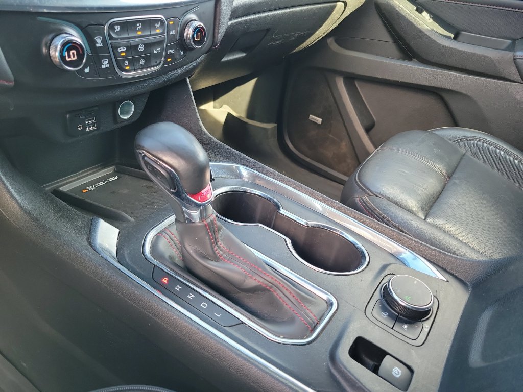 Used 2023 Chevrolet Traverse RS w/ LPO, Floor Liner Package FWD image 22