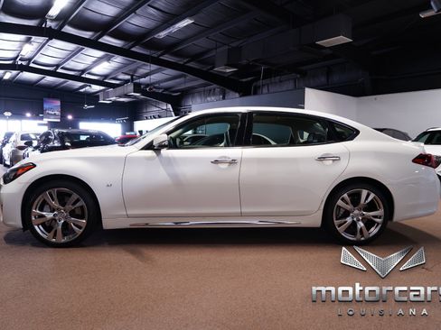 Used 2015 INFINITI Q70 L 3.7 w/ Deluxe Touring Package image 4