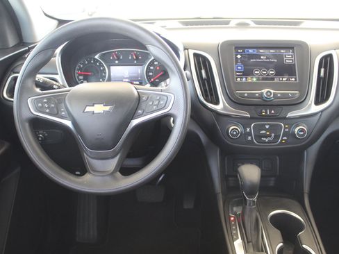 Used 2022 Chevrolet Equinox LT FWD image 24