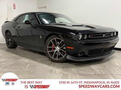 Used 2016 Dodge Challenger R/T Scat Pack w/ Leather Interior Group