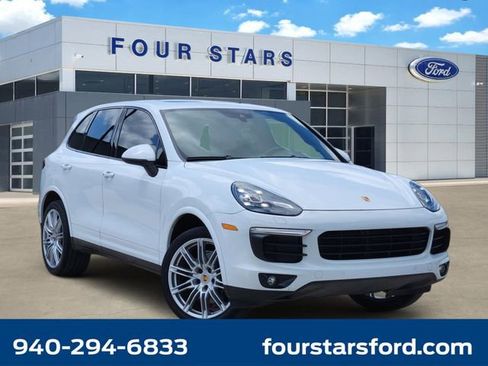 Used 2017 Porsche Cayenne Platinum Edition AWD/4WD image 1