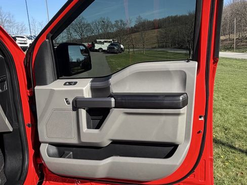 Used 2019 Ford F150 XLT w/ Equipment Group 302A Luxury image 24