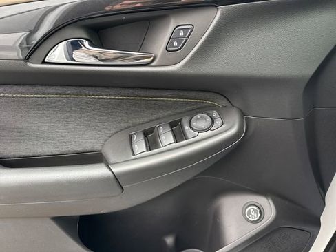 Used 2025 Chevrolet TrailBlazer ACTIV w/ Convenience Package image 21