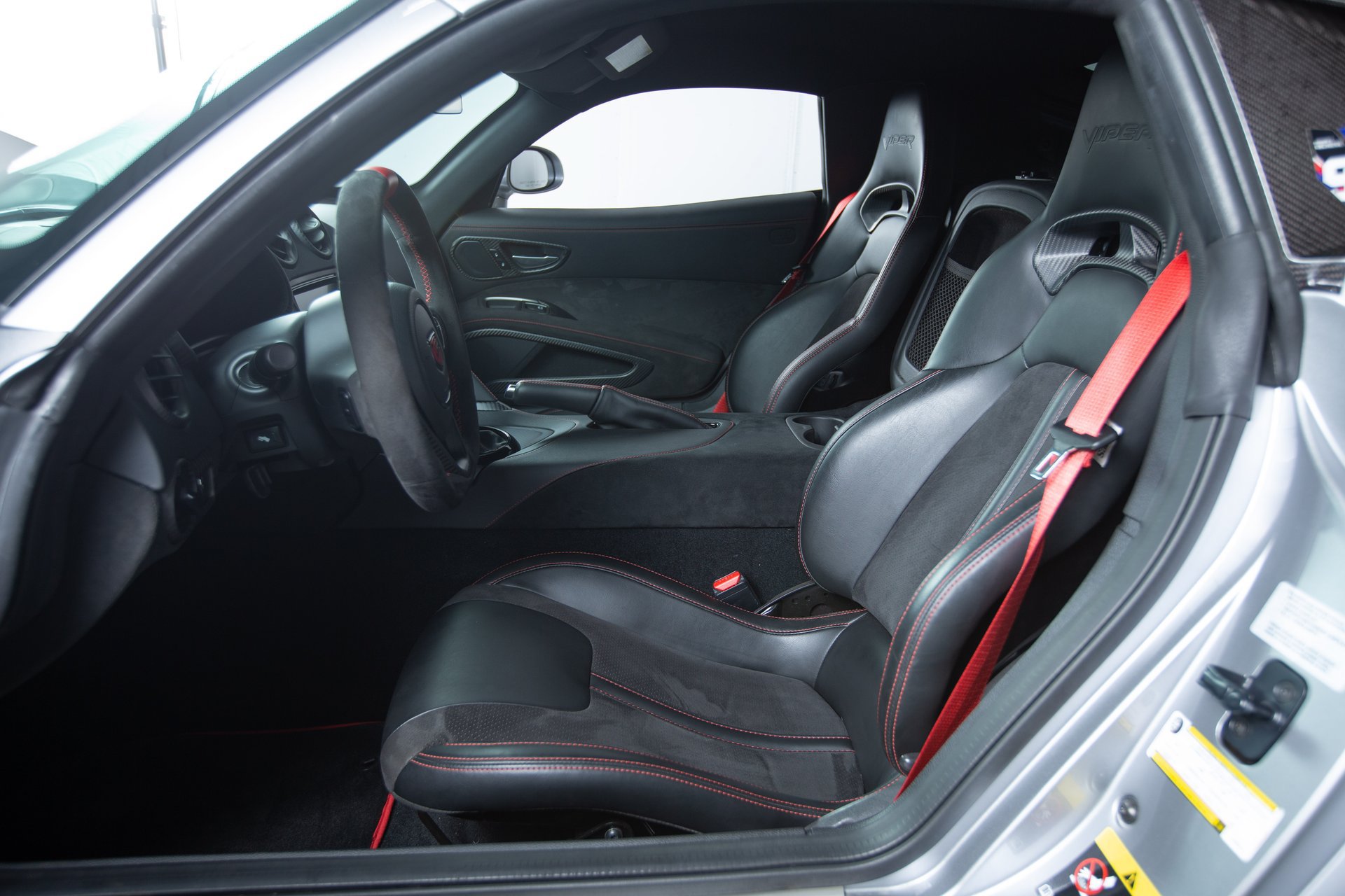 Used 2017 Dodge Viper ACR w/ Extreme Aero Package RWD image 7