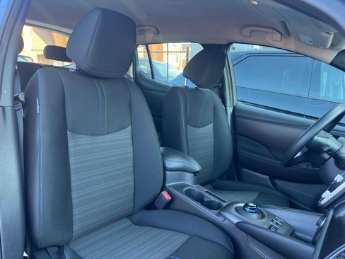 Used 2025 Nissan Leaf S w/ Protection Package image 33