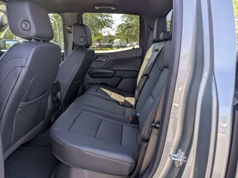 New 2026 Chevrolet Colorado LT w/ LT Convenience Package AWD/4WD image 13