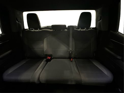 Used 2023 Chevrolet Silverado 1500 LT AWD/4WD image 14