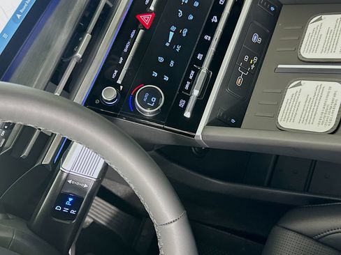 New 2026 Hyundai Santa Fe Limited AWD/4WD image 15
