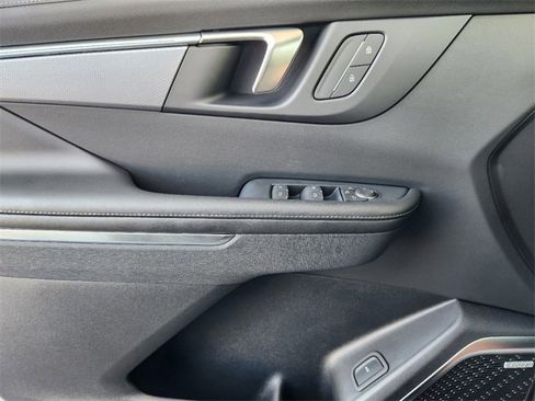 New 2025 Buick Enclave Sport Touring w/ Super Cruise Package image 18