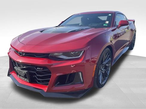 Used 2018 Chevrolet Camaro ZL1 image 19