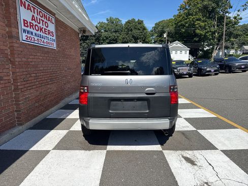 Used 2005 Honda Element EX image 10
