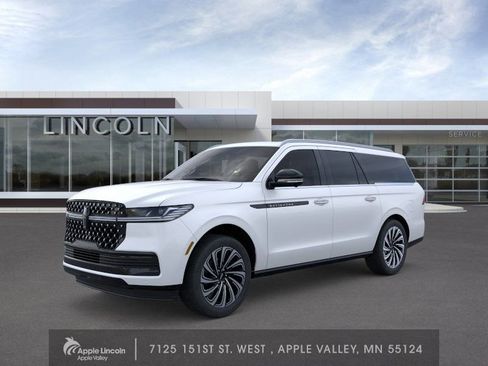 New 2025 Lincoln Navigator L Black Label AWD/4WD image 1