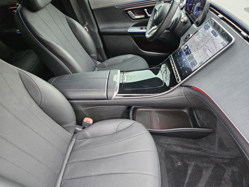 Certified 2023 Mercedes-Benz EQE 350+ SUV image 15