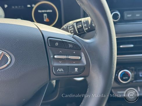 Used 2022 Hyundai Kona Limited FWD image 21