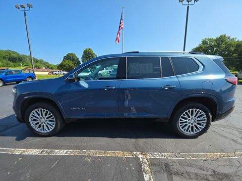 Used 2026 GMC Acadia Denali w/ Super Cruise Package AWD/4WD image 2