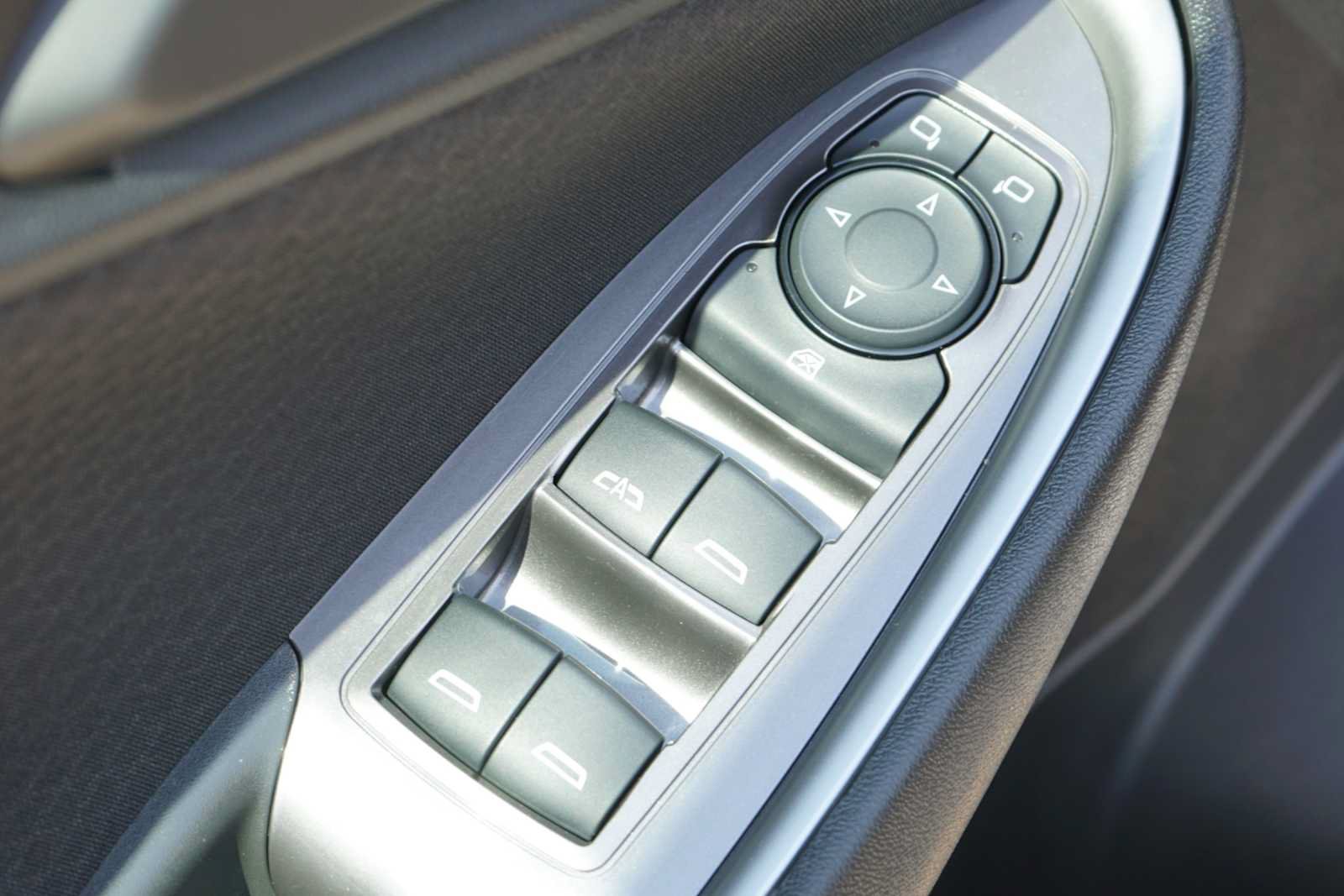Used 2025 Chevrolet Malibu LT FWD image 17