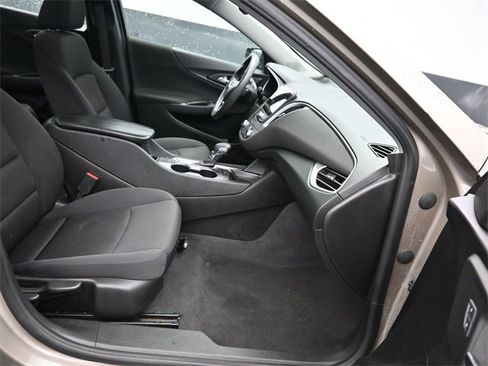 Used 2023 Chevrolet Malibu LT image 8