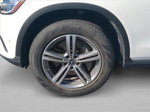 Used 2021 Mercedes-Benz GLC 300 image 22