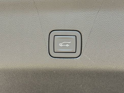 New 2026 GMC Yukon AT4 image 42