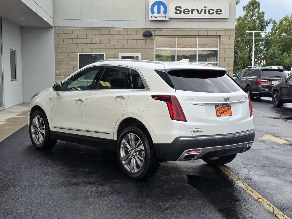 Used 2023 Cadillac XT5 Premium Luxury w/ Technology Package AWD/4WD image 12