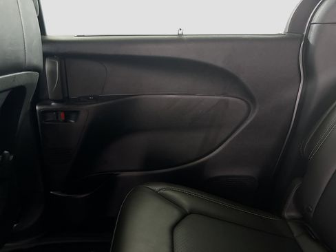 Used 2026 Chrysler Pacifica Select image 28