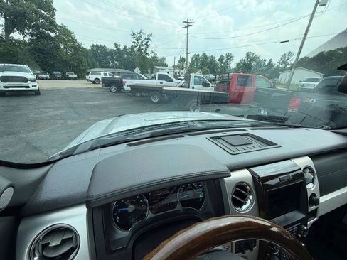 Used 2013 Ford F150 Platinum AWD/4WD image 40