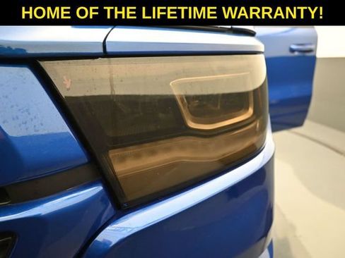 Used 2019 RAM 1500 Laramie w/ Sport Appearance Package AWD/4WD image 57