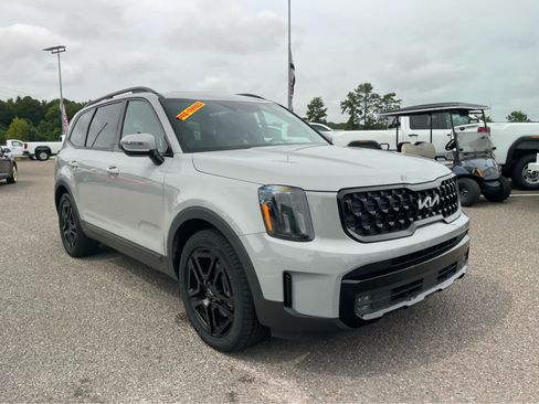 Used 2024 Kia Telluride SX Prestige X-Line AWD/4WD image 3