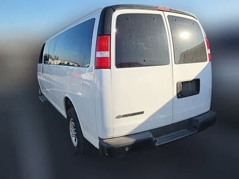 Used 2023 Chevrolet Express 3500 LS image 3