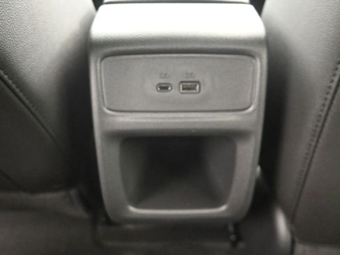 New 2026 Chevrolet Trax RS w/ Sunroof Package FWD image 19