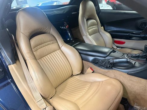 Used 2000 Chevrolet Corvette Convertible image 37