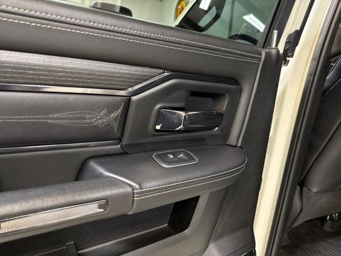 Used 2024 RAM 2500 Limited image 45