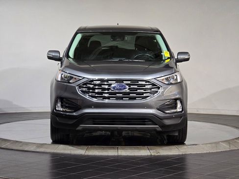 Used 2022 Ford Edge Titanium image 5