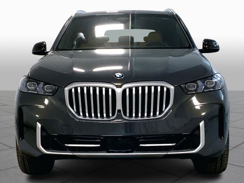 New 2026 BMW X5 xDrive40i w/ Premium Package image 3