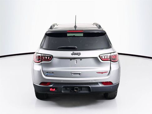 Used 2023 Jeep Compass Trailhawk w/ Sun and Sound Group AWD/4WD image 10