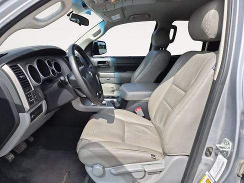 Used 2012 Toyota Tundra 4x4 Double Cab image 11