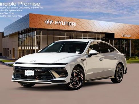 New 2026 Hyundai Sonata SEL FWD image 1