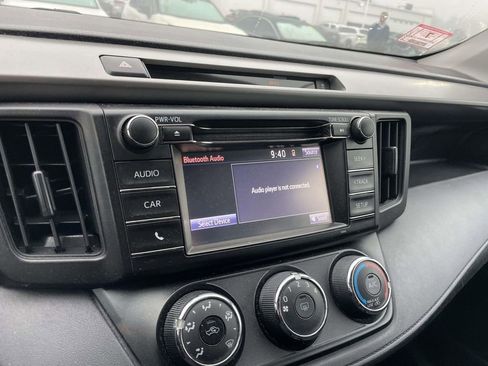 Used 2016 Toyota RAV4 LE image 38