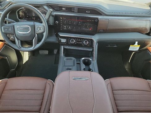 New 2026 GMC Sierra 2500 Denali Ultimate image 11