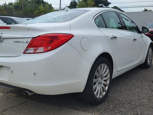 Used 2013 Buick Regal Premium FWD image 8