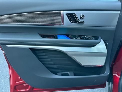 New 2026 Cadillac Vistiq Sport w/ LPO, Floor Liner Package image 7