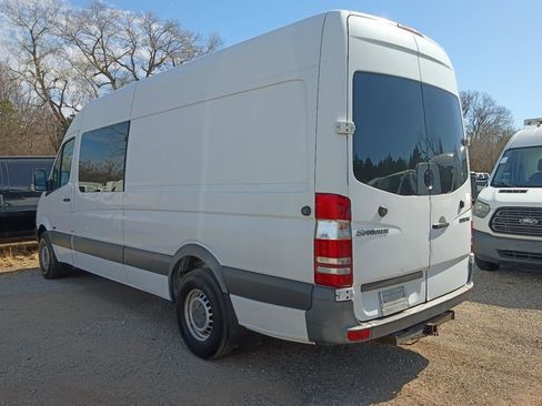 Used 2013 Mercedes-Benz Sprinter 2500 image 7