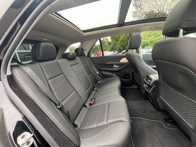 Used 2024 Mercedes-Benz GLE 450e 4MATIC image 26