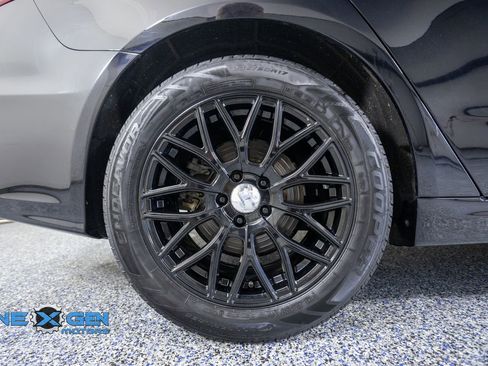 Used 2020 Ford Fusion SE FWD image 45
