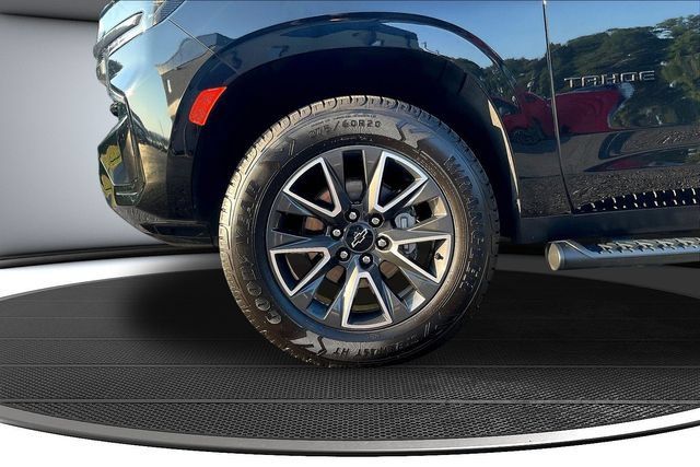 Used 2022 Chevrolet Tahoe Z71 w/ Luxury Package AWD/4WD image 36