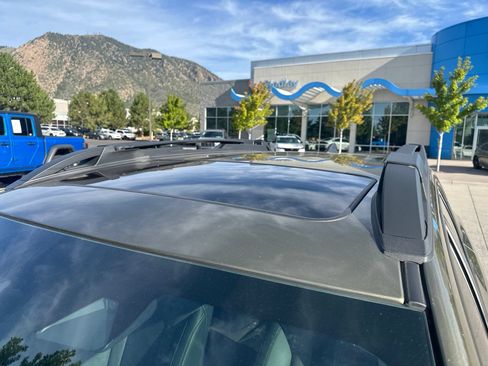 Used 2025 Subaru Outback Onyx Edition XT AWD/4WD image 13
