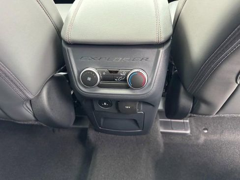 New 2026 Ford Explorer Active w/ Active Comfort Package AWD/4WD image 11