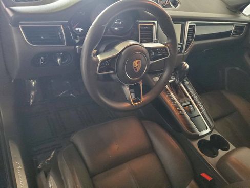 Used 2016 Porsche Macan S image 8