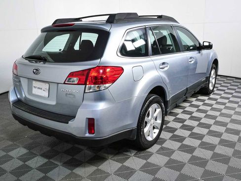 Used 2014 Subaru Outback 2.5i AWD/4WD image 3