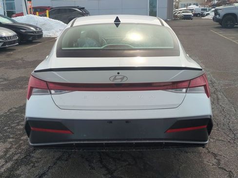 New 2026 Hyundai Elantra SEL Sport Premium FWD image 4
